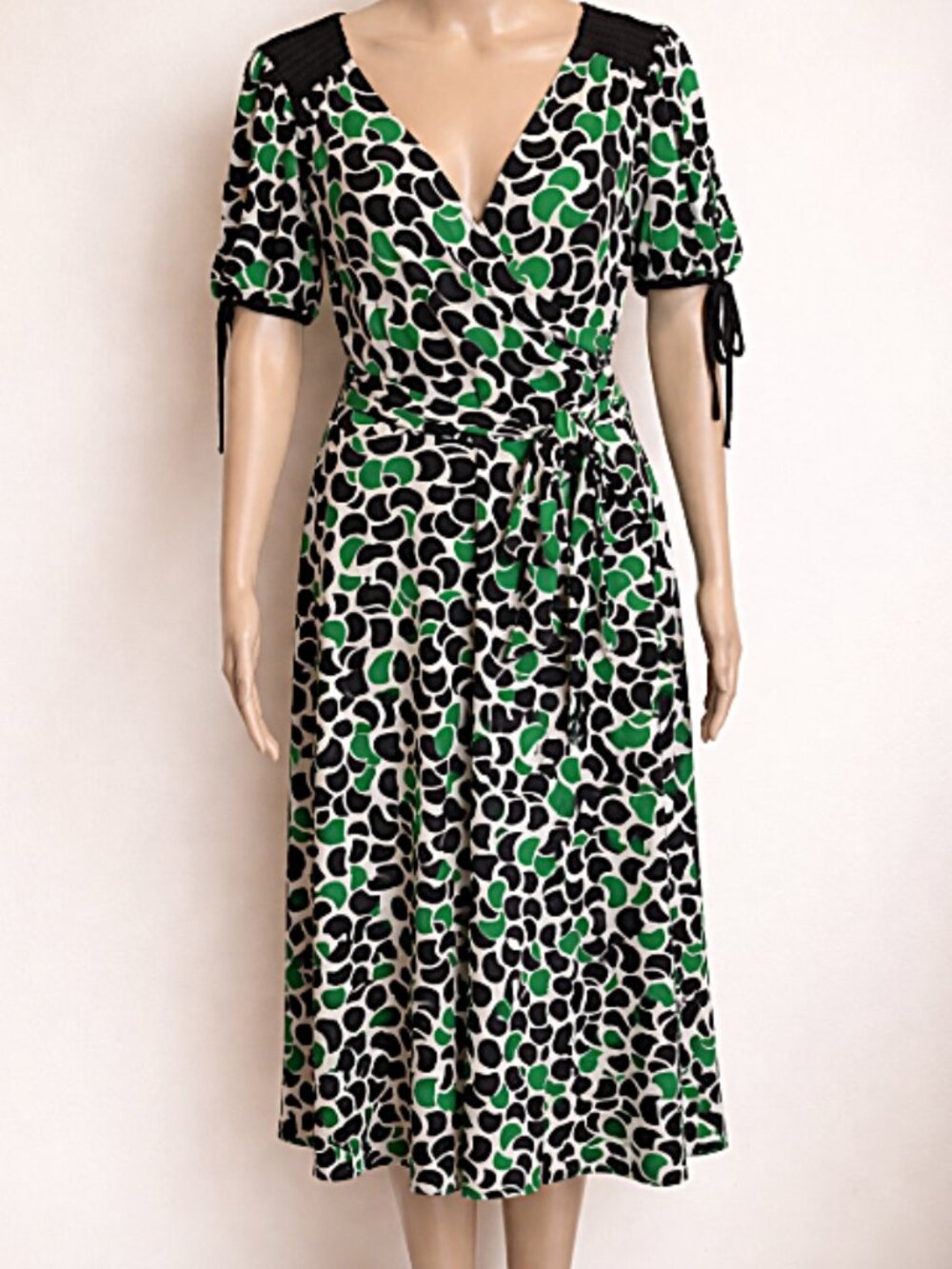 Donna Morgan Green Black Faux Wrap Midi Dress Geometric Print Puff Sleeve Belted